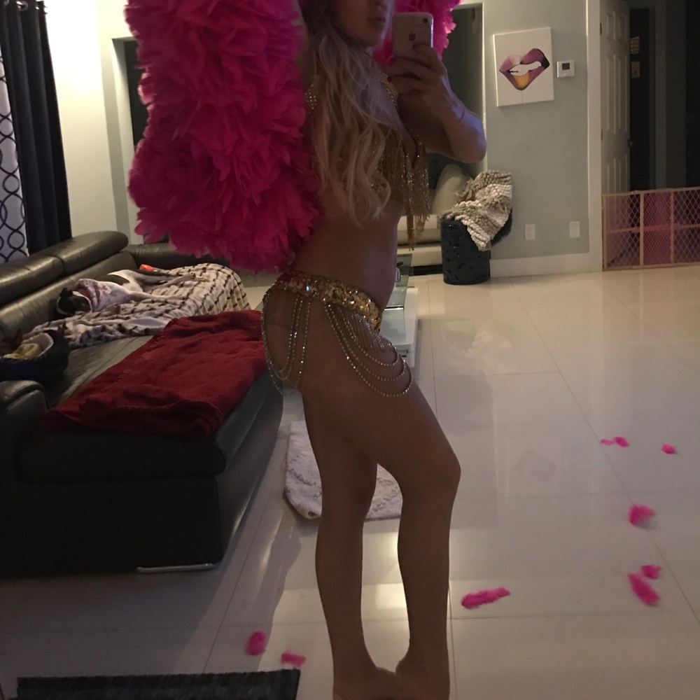COPY - Vegas showgirl costume